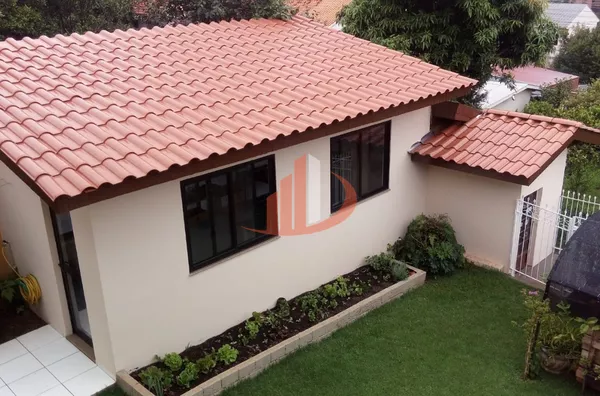 CASA NO BAIRRO MENINO DEUS, COM 211m² EM PATO BRANCO/PR