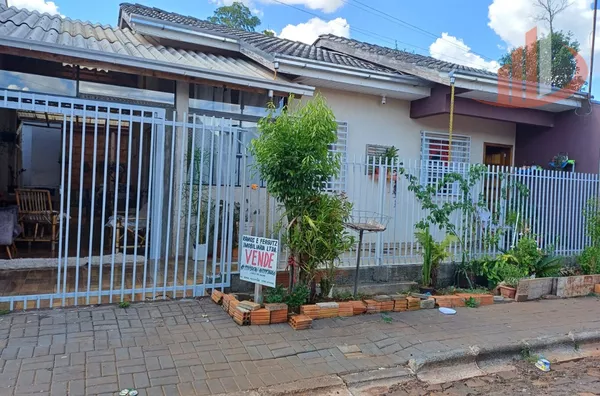 CASA À VENDA EM VITORINO/PR, COM 100m²