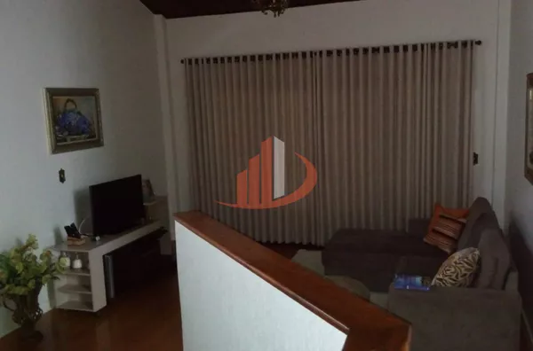 CASA NO BAIRRO MENINO DEUS, COM 211m² EM PATO BRANCO/PR - Foto 11