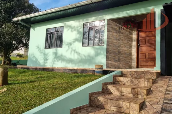 CASA COM 100m² E TERRENO DE 550m² NO BAIRRO PAGNONCELLI EM PATO BRANCO/PR