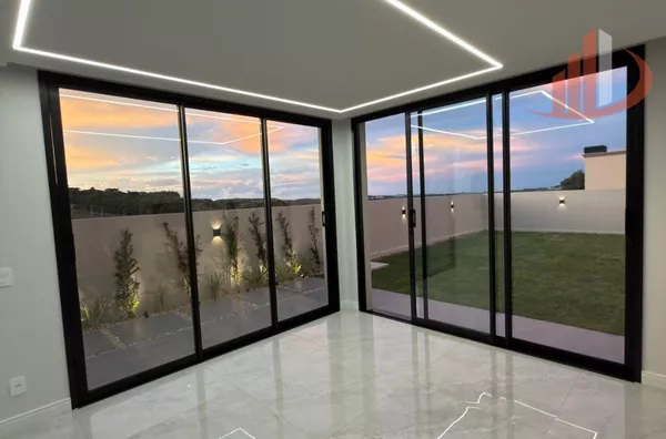 SOBRADO ALTO PADRÃO, COM 150m², NO BAIRRO SÃO LUIZ, PRÓXIMO AO SHOPPING, EM PATO BRANCO/PR