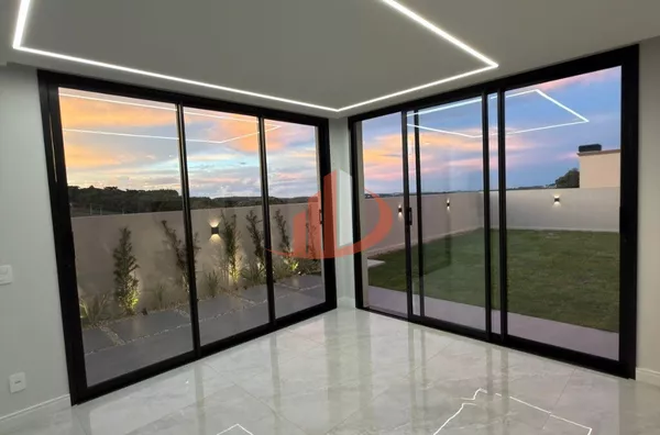 SOBRADO ALTO PADRÃO, COM 150m², NO BAIRRO SÃO LUIZ, PRÓXIMO AO SHOPPING, EM PATO BRANCO/PR