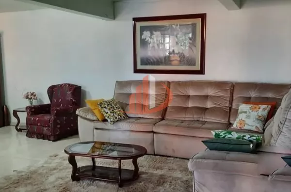 CASA COM ACONCHEGO DE UMA CHÁCARA A 3KM DO CENTRO - Foto 12