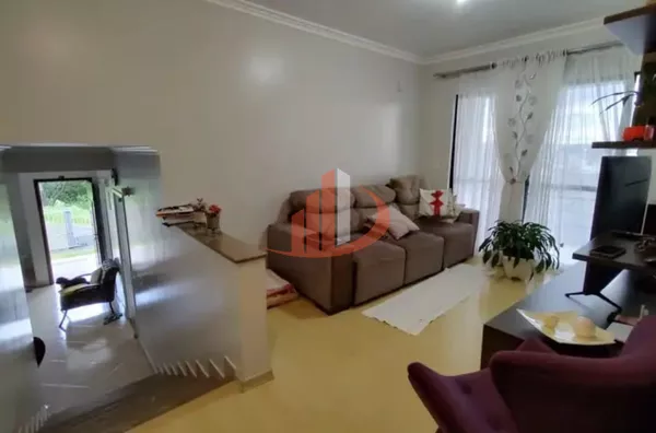 VENDE-SE CASA NO BAIRRO AMADORI EM PATO BRANCO! - Foto 6