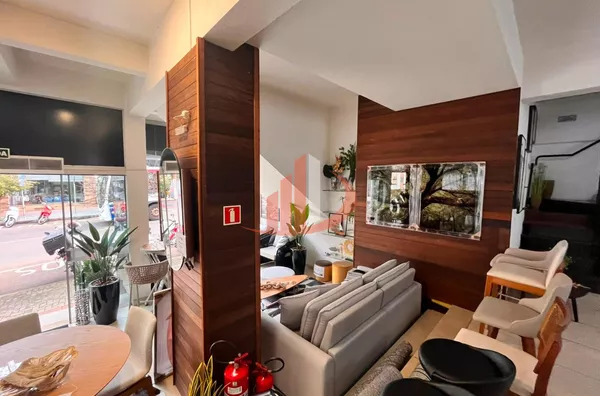 OPORTUNIDADE PARA INVESTIDORES – SALA COMERCIAL DE ESQUINA NO CORAÇÃO DE PATO BRANCO/PR - Foto 3