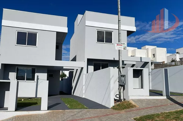 SOBRADO COM 80m² PARA VENDA NO BAIRRO FRARON EM PATO BRANCO/PR