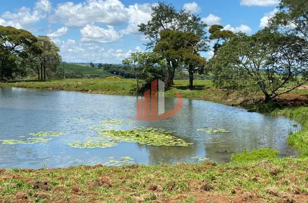 VENDE-SE FAZENDA A 13KM DA CIDADE DE GUARANIAÇU! - Foto 13