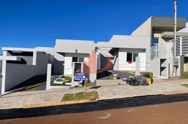 CASA COM 75m² NO BAIRRO FRARON (CASA 02) A VENDA EM PATO BRANCO/PR