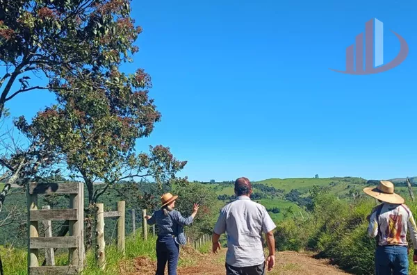 VENDE-SE FAZENDA A 24KM DE NOVA LARANJEIRAS!