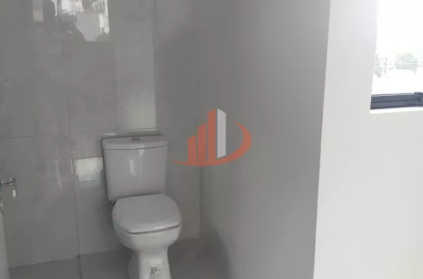 SOBRADO DE ESQUINA PARA LOCAÇÃO NO BAIRRO FRARON EM PATO BRANCO/PR - Foto 13