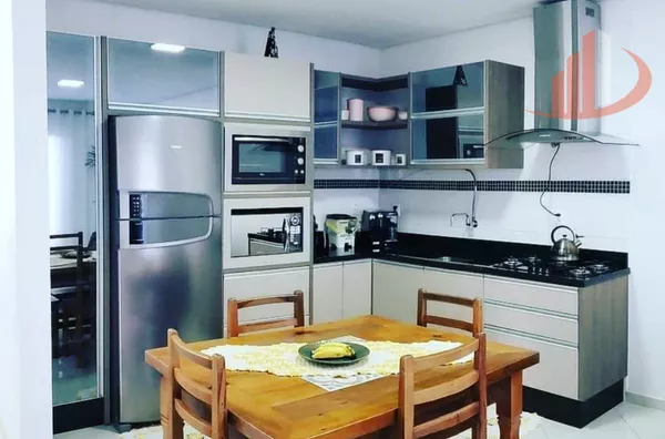 VENDE-SE CASA NO AEROPORTO EM PATO BRANCO!