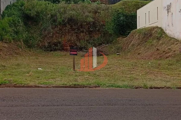 TERRENO À VENDA COM 620m² EM PATO BRANCO/PR