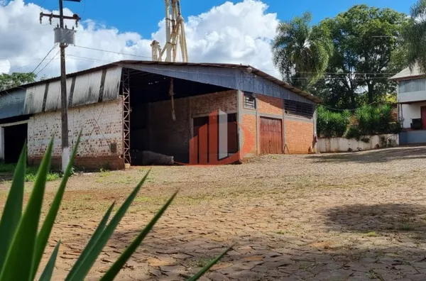 BARRACÕES EM PERÍMETRO RURAL EM PATO BRANCO/PR - Foto 1