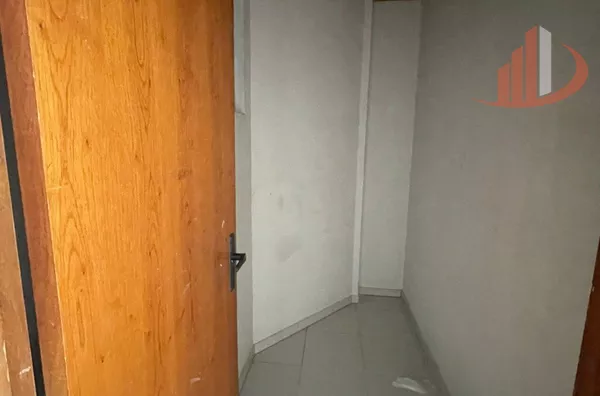 SALA COMERCIAL COM 180m² NO CENTRO DE PATO BRANCO PARA LOCAÇÃO