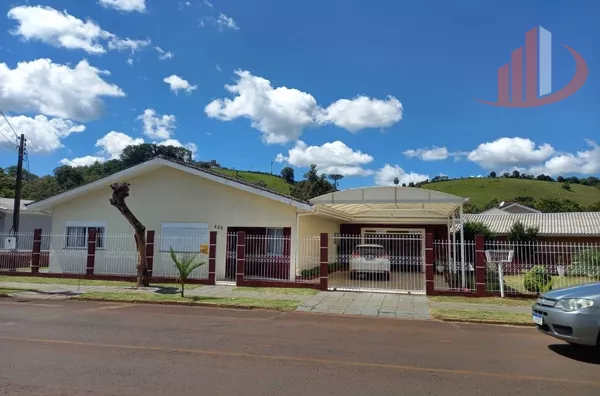 Casa em ótima localização no Bairro São Vicente em Pato Branco/PR