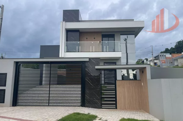 SOBRADO À VENDA COM 160m² NO BAIRRO CADORIN EM PATO BRANCO/PR
