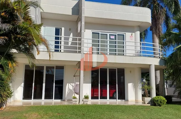 CASA À VENDA COM 292m² NO BAIRRO JARDIM DAS AMÉRICAS EM PATO BRANCO/PR