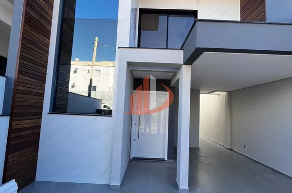 CASA COM 126m² A VENDA NO BAIRRO SÃO FRANCISO EM PATO BRANCO/PR