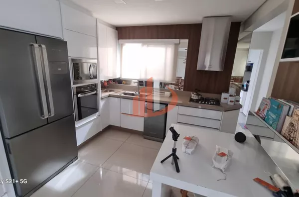 CASA COM 250m² DE ÁREA CONSTRUÍDA NO BAIRRO JARDIM DAS AMÉRICAS EM PATO BRANCO/PR - Foto 8