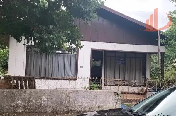 VENDE-SE CASA NO BAIRRO SANTA TEREZINHA!
