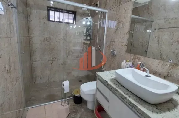 VENDE-SE CASA NO BAIRRO AMADORI EM PATO BRANCO! - Foto 13