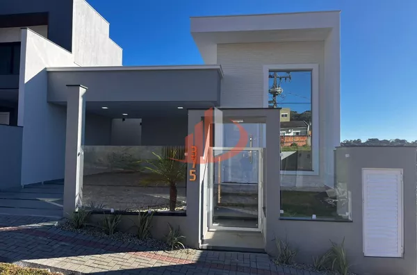 CASA A VENDA COM 126m² NO BAIRRO SÃO FRANCISCO EM PATO BRANCO/PR
