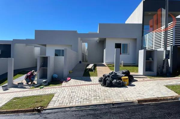 CASA COM 75m² NO BAIRRO FRARON (CASA 02) A VENDA EM PATO BRANCO/PR