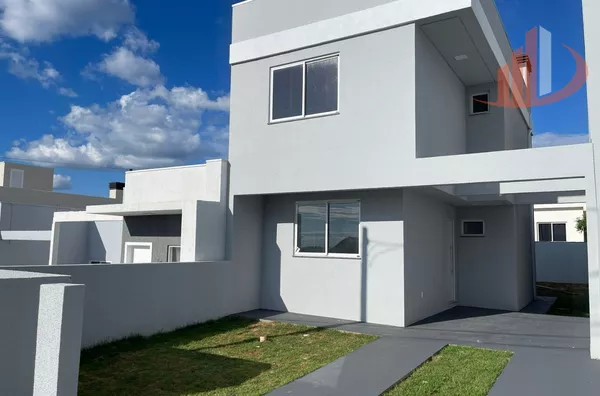 SOBRADO COM 80m² PARA VENDA NO BAIRRO FRARON EM PATO BRANCO/PR