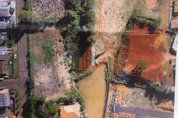 VENDE-SE CHÁCARA URBANA NO BAIRRO SÃO CRISTOVÃO EM PATO BRANCO! - Foto 10