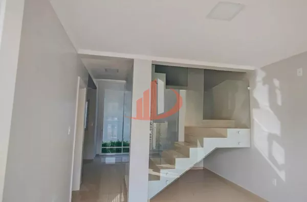 SOBRADO COM 86m² NO BAIRRO AEROPORTO, EM PATO BRANCO/PR