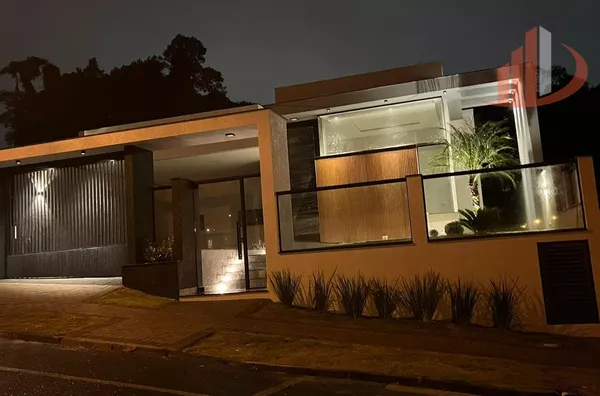 CASA COM 228,03m² NO BAIRRO PARQUE DO SOM EM PATO BRANCO/PR