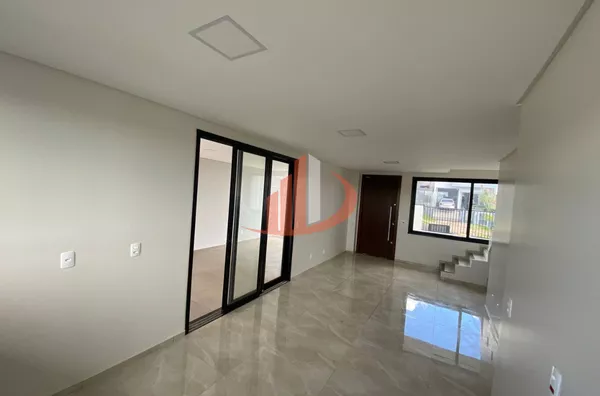 SOBRADO TRIPLEX PARA LOCAÇÃO NO BAIRRO FRARON/PR - Foto 11