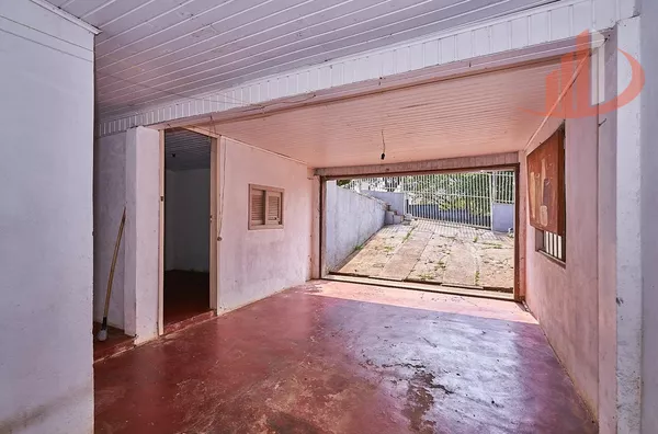 CASA NO CENTRO COM 4 QUARTOS PARA LOCAÇÃO EM PATO BRANCO/PR