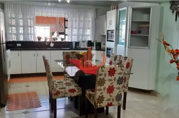 CASA COM ACONCHEGO DE UMA CHÁCARA A 3KM DO CENTRO - Foto 14