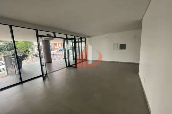 SALA COMERCIAL NO ED. SHYRAH COM 231,29m² PARA LOCAÇÃO EM PATO BRANCO/PR - Foto 7