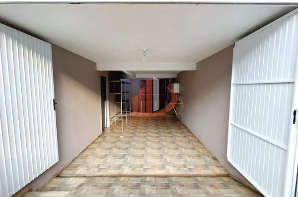 CASA COM 70m² A VENDA NO BAIRRO CADORIN EM PATO BRANCO/PR