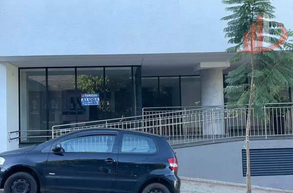 SALA COMERCIAL COM 197,11m² PARA LOCAÇÃO NO CENTRO EM PATO BRANCO/PR