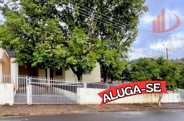 CASA PARA LOCAÇÃO NO BAIRRO PARZIANELLO EM PATO BRANCO/PR