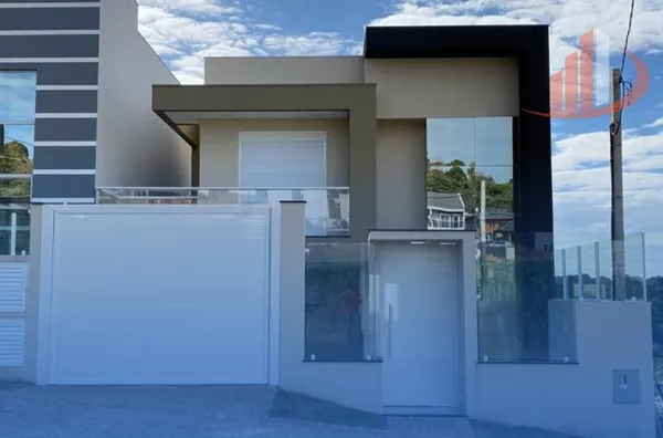 SOBRADO COM 167,44m² DE ÁREA CONSTRUÍDA NO BAIRRO SÃO FRANCISCO/PR