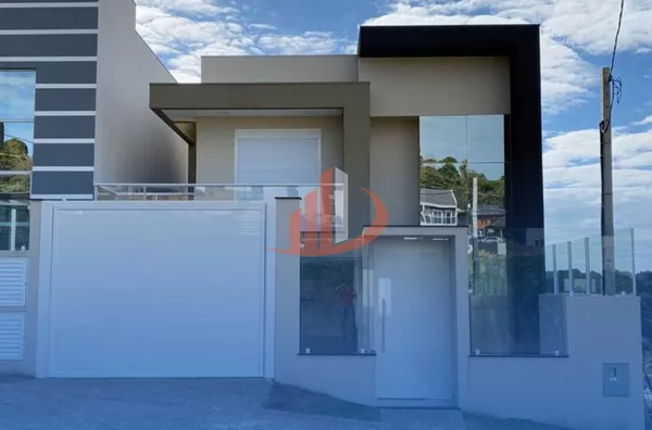 SOBRADO COM 167,44m² DE ÁREA CONSTRUÍDA NO BAIRRO SÃO FRANCISCO/PR