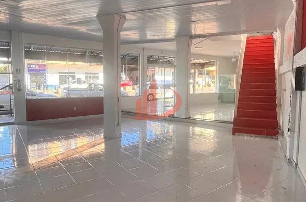 BELÍSSIMA SALA COMERCIAL NO CENTRO DA CIDADE DE PATO BRANCO/PR