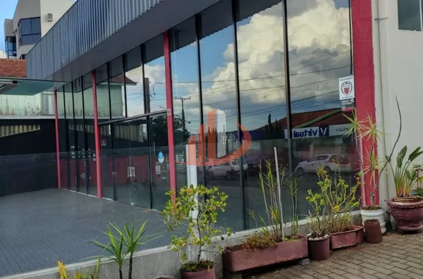 SALA COMERCIAL COM 320M² PARA LOCAÇÃO NO CENTRO DE PATO BRANCO/PR