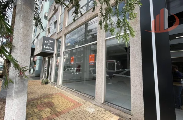 SALA COMERCIAL COM 180m² NO CENTRO DE PATO BRANCO PARA LOCAÇÃO
