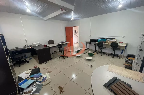 BARRACÃO COM 380m² PARA LOCAÇÃO NO BAIRRO SÃO FRANCISCO EM PATO BRANCO/PR - Foto 19