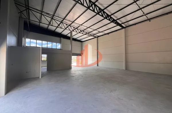 BARRACÃO PARA LOCAÇÃO BAIRRO FRARON/PR