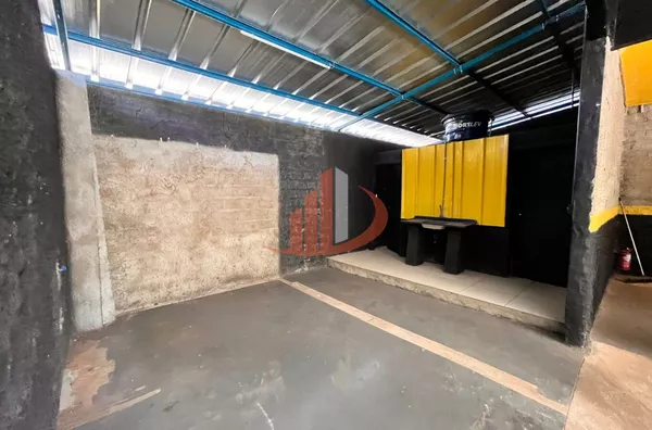 BARRACÃO DE 700M² PARA LOCAÇÃO NO BAIRRO BANCÁRIOS EM PATO BRANCO/PR - Foto 13