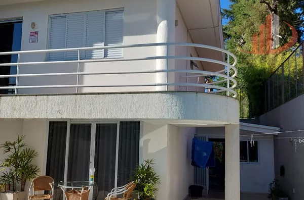 CASA À VENDA COM 292m² NO BAIRRO JARDIM DAS AMÉRICAS EM PATO BRANCO/PR