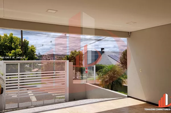 Casa Alto Padrão para Venda em Pato Branco / PR no bairro Aeroporto