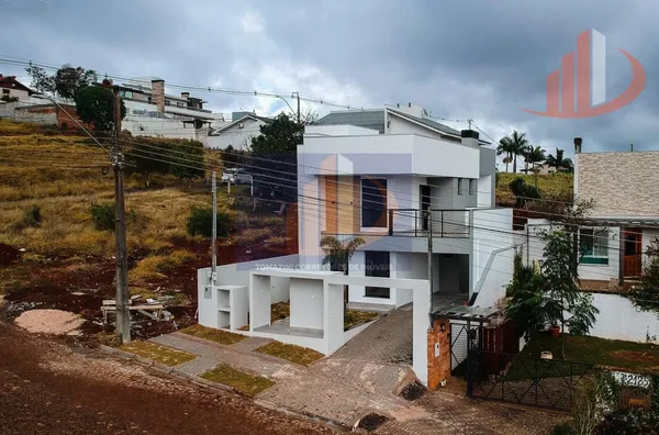 Sobrado para Venda em Pato Branco / PR no bairro VILA IZABEL