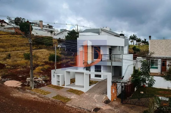 Sobrado para Venda em Pato Branco / PR no bairro VILA IZABEL